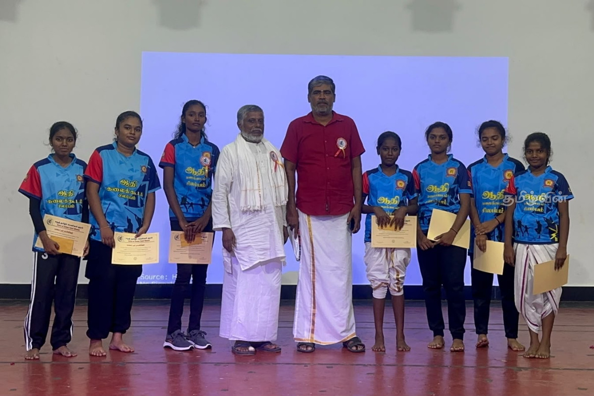 தமிழ்நாட்டில் 20 நாட்கள் முன்னெடுத்த தொப்புள்கொடி பயணம் தொடர்பில் திருகோணமலையில் மாநாடு | Representatives In Tamil Nadu Conference தமிழ்நாட்டில் 20 நாட்கள் முன்னெடுத்த தொப்புள்கொடி பயணம் தொடர்பில் திருகோணமலையில் மாநாடு | Representatives In Tamil Nadu Conference