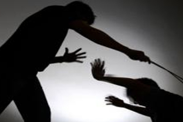 வீட்டுவேலை செய்யவில்லை -இரண்டாம் வருட மாணவனை கொடூரமாக தாக்கிய ஆசிரியர் | Teacher Brutally Assaults 2Nd Year Student