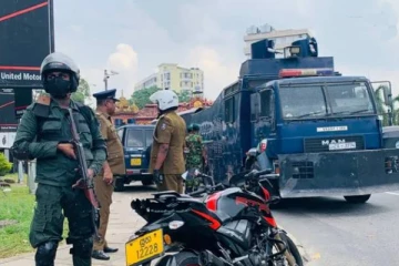 கொழும்பில் திடீரென குவிந்த பொலிஸார் - இராணுவத்தினர்!