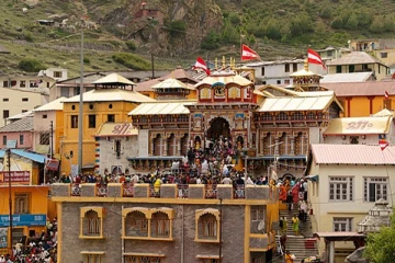 கோவிலில் தரிசனமே செய்யாமல் திரும்பிய 650 பக்தர்கள் - என்ன காரணம்?