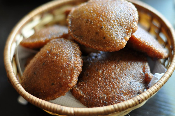 மொறு மொறு நெய் அப்பம்! சுடச்சுட செய்வது எப்படி? | Nei Appam Recipe