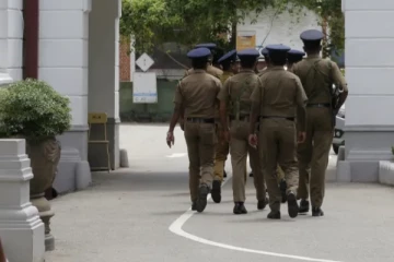 தகராறு காரணமாக ஒருவர் அடித்துக் கொலை