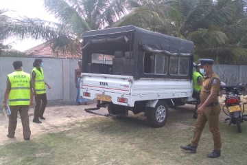 விசேட அதிரடிப் படையினரின் தாக்குதலில் இருவர் படுகாயம் (photos)