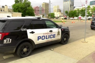 கனடாவில் பொலிஸார் நடத்திய துப்பாக்கிச்சூட்டில் ஒருவர் பலி