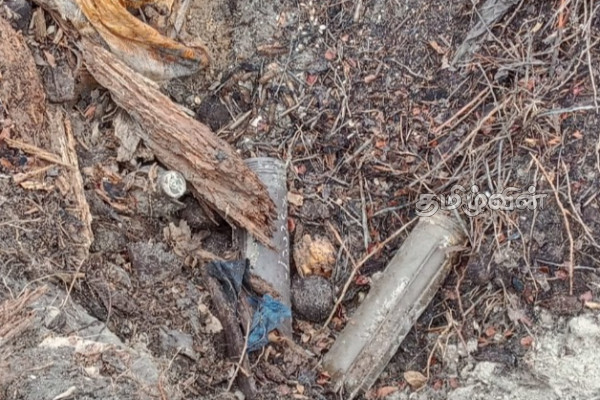 யாழ்.மண்டைதீவு கிரிக்கெட் மைதான காணியில் T-56 ரவைகள் மீட்பு | Bombs Recovered From The Mandaitivu Cricket Ground