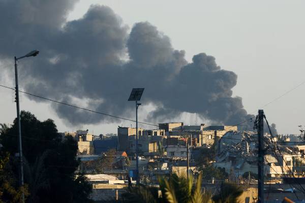 லண்டனில் சிக்கிய நபரால்... ஐரோப்பாவில் பெரும் அசம்பாவிதம் முறியடிப்பு | Britain Detains Alleged Hamas Mule லண்டனில் சிக்கிய நபரால்... ஐரோப்பாவில் பெரும் அசம்பாவிதம் முறியடிப்பு | Britain Detains Alleged Hamas Mule