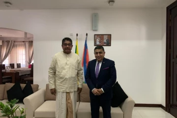 பிரித்தானிய அமைச்சருடன் வடமாகாண ஆளுநர் சந்திப்பு (Photos)