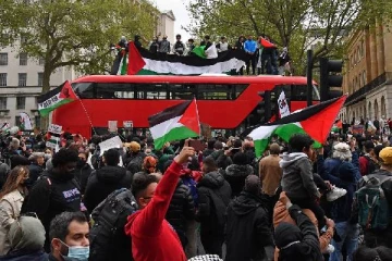 இதில் எங்களுக்கு பங்கில்லை.... இஸ்ரேலுக்கு எதிராக வீதியில் இறங்கிய ஐரோப்பிய யூத சமூகம்