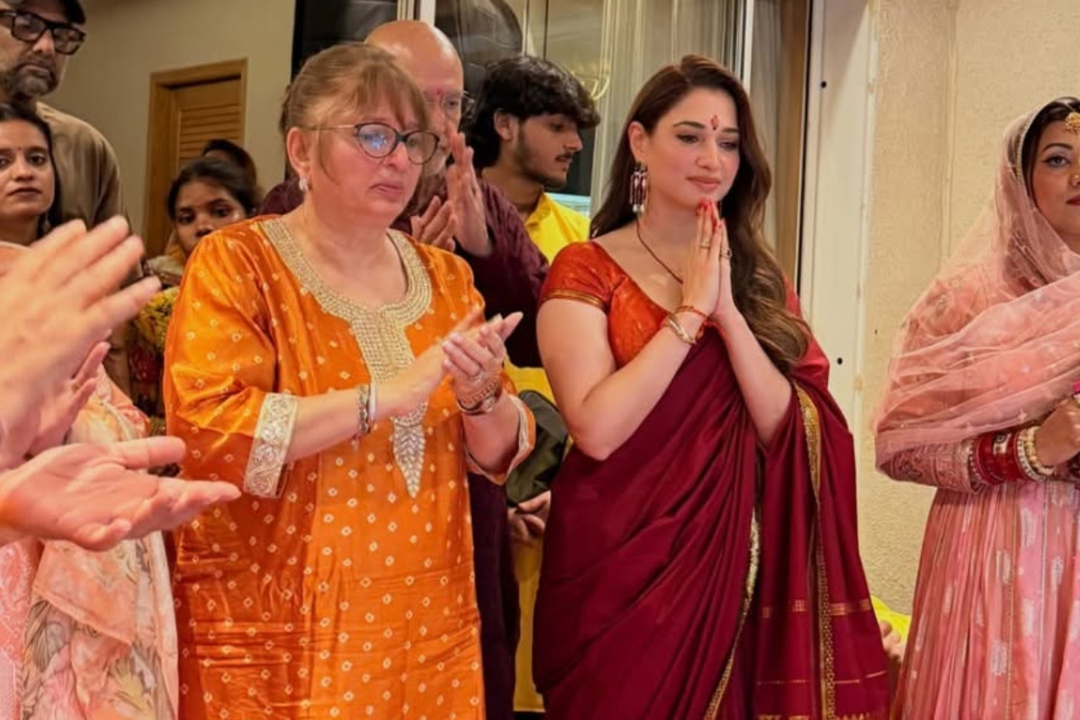 துர்க்கை அம்மனுக்கு கடுமையான விரதம்.. ஆன்மிகத்தில் மூழ்கிய நடிகை தமன்னா.. | Tamannaah Fasting Weekly 3 Days For Durgai Amman