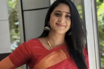 எதிர்நீச்சல் சீரியல் நடிகை கனிகாவுக்கு இவ்வளவு பெரிய மகன் இருக்கிறாரா? வீடியோ இதோ