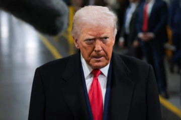 அமெரிக்க இராணுவம் ஈரானில் பாரிய போர் நடவடிக்கை; ட்ரம்ப் தெரிவிப்பு