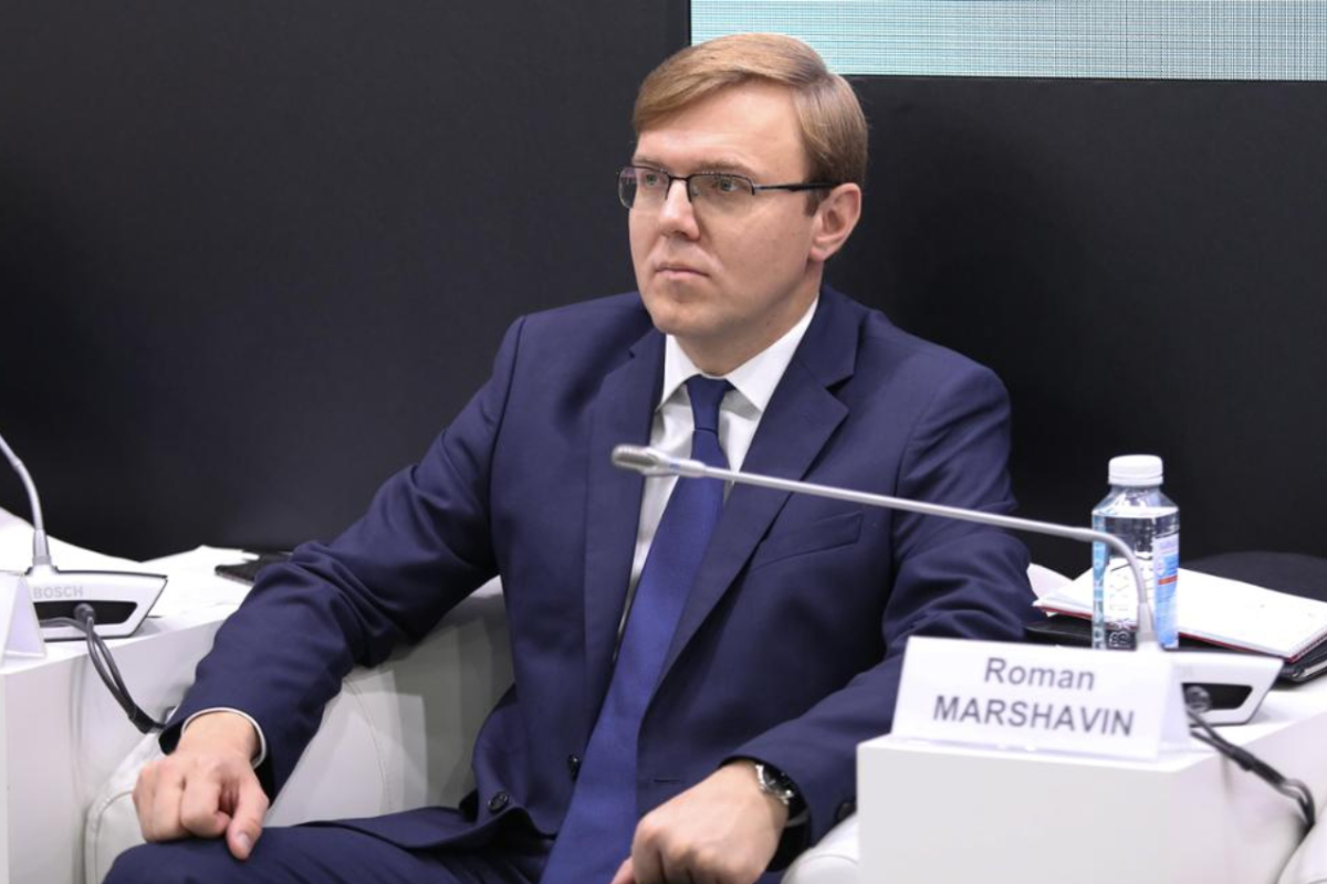 ரஷ்யாவின் முக்கிய பிரதிநிதி ஒருவர் இலங்கையில்.! எரிசக்தி பிரச்சினைக்கு தீர்வு | Russian Deputy Minister Of Energy Arrives ரஷ்யாவின் முக்கிய பிரதிநிதி ஒருவர் இலங்கையில்.! எரிசக்தி பிரச்சினைக்கு தீர்வு | Russian Deputy Minister Of Energy Arrives