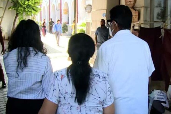 21 மாதங்களில் 27 கோடி ரூபா சொத்து; கிடுக்கி பிடியில் கெஹெலிய மகன் ! | Keheliya Son Amasses 27 Crore In Assets 21 Months