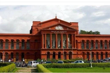 ஹிஜாப் வழக்கை மீண்டும் ஒத்திவைத்தது கர்நாடகா உயர்நீதிமன்றம்