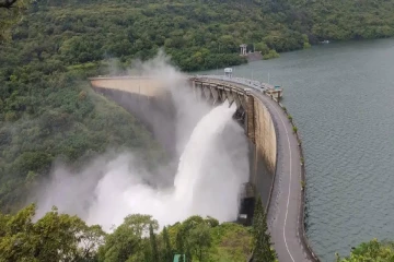 தெதுரு ஓயா நீர்த்தேக்கத்தின் 6 வான் கதவுகள் திறப்பு