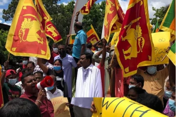 கோட்டாபயவுக்கு ஆதரவான பேரணி மீது கல் வீச்சு!