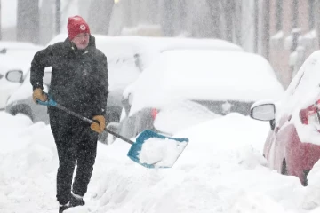 கனடாவில் சீரற்ற காலநிலையினால் தொடர்ந்தும் பாதிப்பு
