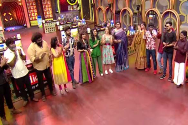 குக் வித் கோமாளியில் இருந்து வெளியேறிய பிரபல நடிகை! படப்பிடிப்பில் நடந்தது என்ன? | Cooku With Comali Actress Vichitra Walk Out