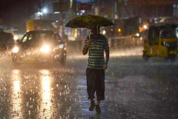 அவதானமாக இருங்கள்..! வடக்கு - கிழக்கு மக்களுக்கு விடுக்கப்பட்டுள்ள எச்சரிக்கை | Weather Alert Srilanka Rain Warning North East அவதானமாக இருங்கள்..! வடக்கு - கிழக்கு மக்களுக்கு விடுக்கப்பட்டுள்ள எச்சரிக்கை | Weather Alert Srilanka Rain Warning North East