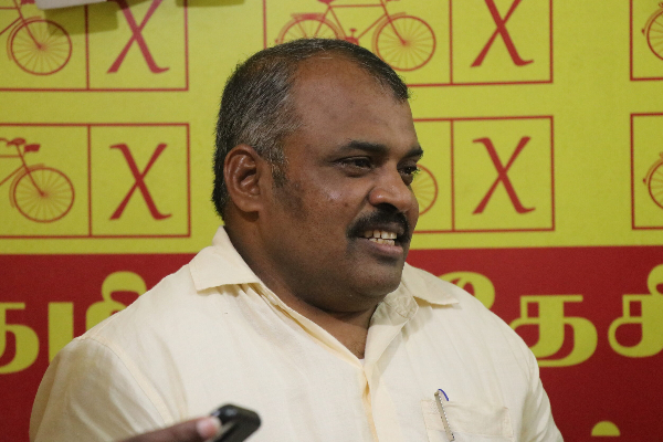 வடக்கு ஆளுநர் அலுவலகத்தை முற்றுகையிட்டு போராட்டம் நடத்துவோம்: கஜேந்திரன் எச்சரிக்கை | Besiege North Governor And Protest Gajendran Warns வடக்கு ஆளுநர் அலுவலகத்தை முற்றுகையிட்டு போராட்டம் நடத்துவோம்: கஜேந்திரன் எச்சரிக்கை | Besiege North Governor And Protest Gajendran Warns
