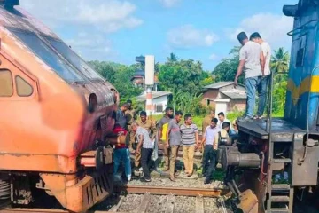 ஒன்றுடன் ஒன்று மோதிய ரயில்கள்! விசாரணைகளை ஆரம்பித்த திணைக்களம்