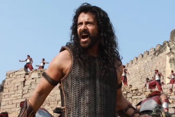 பொன்னியின் செல்வன் 2வில் இருந்து வெளிவந்த புதிய புகைப்படம்.. யார் இருக்கிறார் பாருங்க