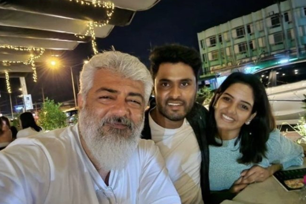 பிக் பாஸ் காதல் ஜோடியுடன் செல்ஃபி எடுத்த அஜித்.. முதல் முறையாக வெளியான புகைப்படம் | Ajith Selfie With Amir And Pavni