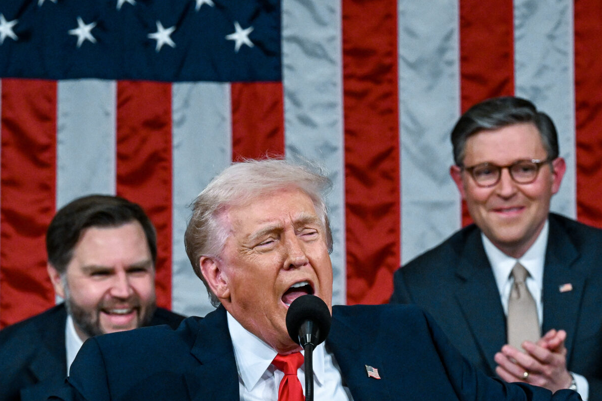 ஈரானுடன் உடன்பாட்டுக்கு அமெரிக்கா தயார்! ட்ரம்புக்கு கிடைத்த முக்கிய அறிக்கை | America Is Ready For A Deal With Iran