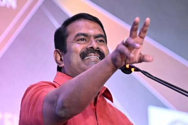 அரசியல் கூட்டத்தில் நபரொருவரை கன்னத்தில் அரைந்த சீமான்: வெடித்த சர்ச்சை | Seeman Slapped A Person Controversy Latest