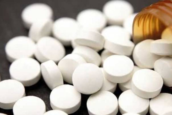 யாழில் மர்ம பொருளுடன் பொலிஸாரிடம் வசமாக சிக்கிய பெண்! | Jaffna Chunnakam Narcotic Pills Woman Arrested