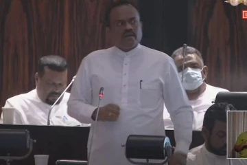 நாட்டை ஆட்சி செய்வது கோட்டாபய-ரணில் அல்ல! கறுப்பு நிற குருவி! நாடாளுமன்றில் வெளிப்படுத்திய ரோஹினி!