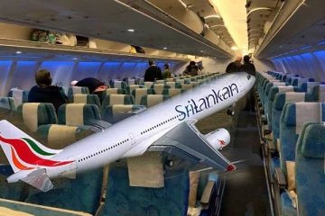 பொருளாதார நெருக்கடியினால் நாட்டை விட்டு வெளியேறும் அரசியல்வாதிகள்