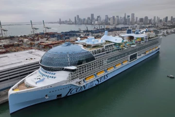 பயணத்தை தொடங்கியது உலகின் மிகப்பெரிய கப்பல்: இயற்கை ஆர்வலர் வெளிப்படுத்தும் கவலை