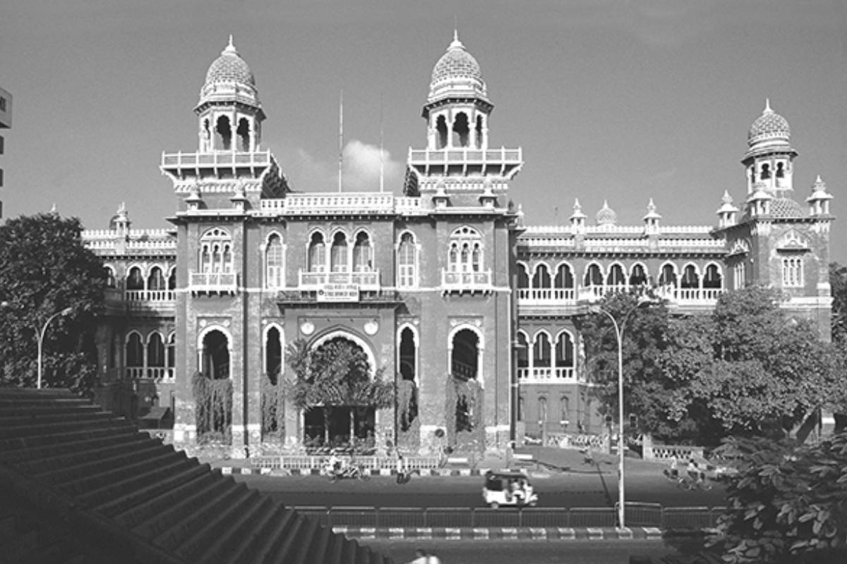 இந்தியாவின் முதல் வங்கி தமிழகத்தில் தான் தொடங்கப்பட்டது.., எங்கு தெரியுமா? | Which Is The Oldest Bank Of India In Tamil