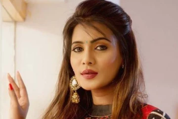 சிறையிலிருந்து வெளியேறிய மீரா மிதுன் எப்படி இருக்கிறார் தெரியுமா? வைரலாகும் காட்சி