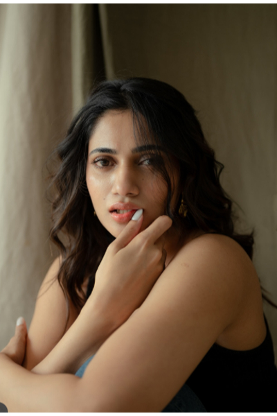 losliya recent photo viral