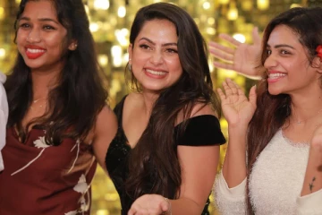 சீரியல் நடிகை மதுமிதா பிறந்தநாளை எப்படி கொண்டாடி இருக்கிறார் பாருங்க