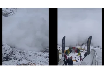 மனாஸ்லுவில் பயங்கர பனிச்சரிவு - வைரலாகும் திக்.. திக்.. வீடியோ