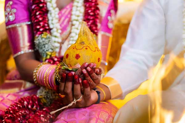 இந்த ராசி பெண் கிடைத்தால் உடனே கல்யாணம் பண்ணிக்கோங்க | Zodiac Sign Brings Millionaire Luck To Husband