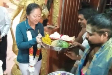 நுவரெலியா சீதை அம்மன் ஆலயத்திற்கு சென்ற அமெரிக்க தூதுவர்