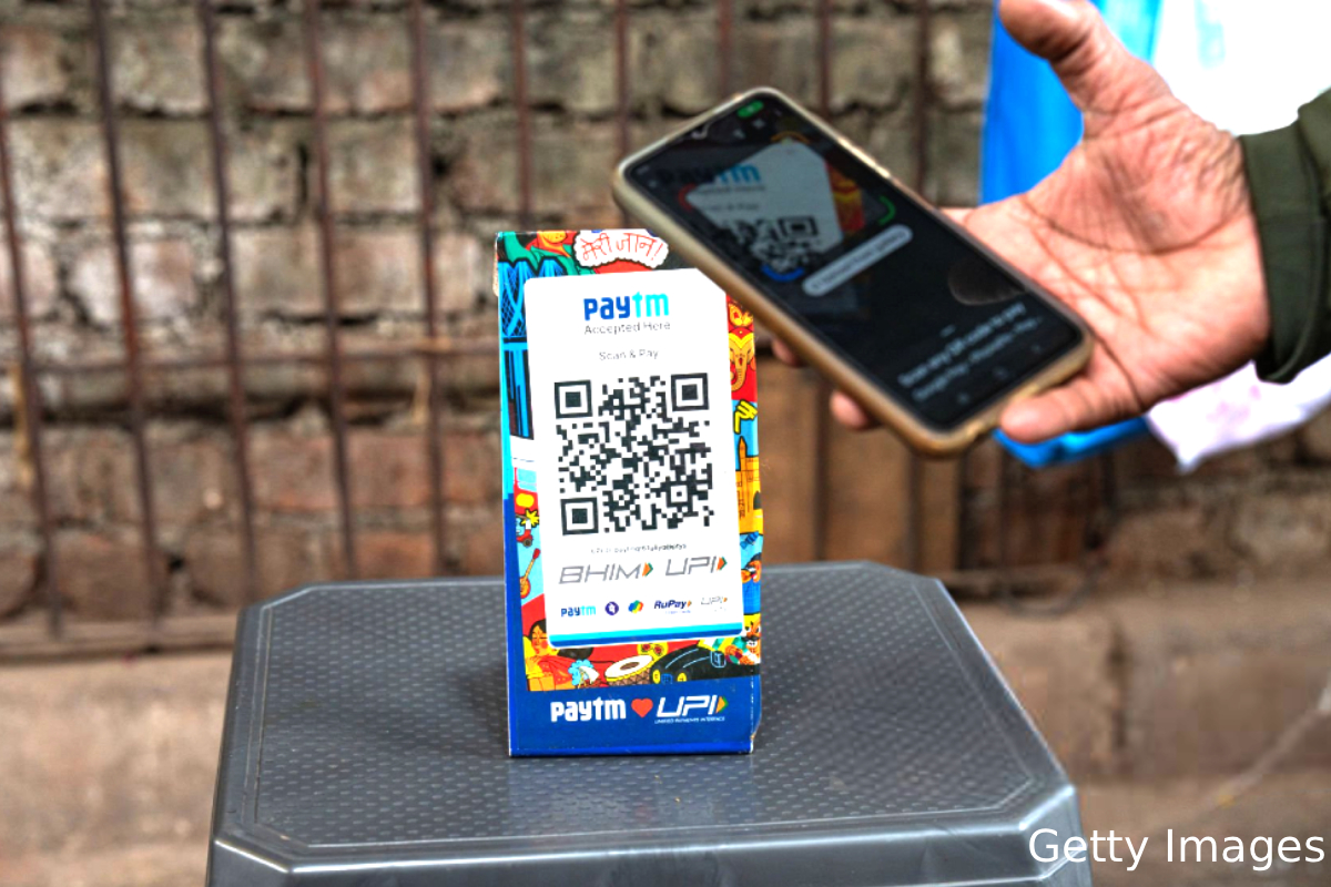 QR Scanner, QR code safety tips, Fake QR code scam, Quishing attack prevention, Secure QR scanning methods, QR phishing protection, Mobile security QR codes, How to avoid QR fraud #QRCodeSafety #CyberSecurity #Quishing #DigitalSafety #OnlineFraud #SecureScanning #TechTips