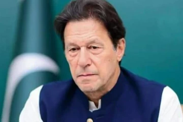 பாகிஸ்தானில் இடைத் தேர்தல்: 33 தொகுதிகளில் இம்ரான்கான் போட்டி