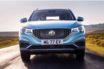 MG எலக்ட்ரிக் SUV காரின் விலை அதிரடி குறைப்பு; முழு சார்ஜில் 461 கிமீ வரை செல்லும்!