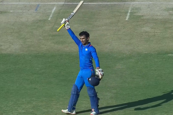 ஒரே ஓவரில் 34 ஓட்டங்கள் - அதிரடி சதம் விளாசிய ஹர்திக் பாண்டியா | Hardik Pandya Smash 5 Sixes 1 Four 34 Runs A Over