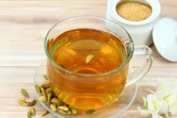 யாரும் அறியாத ஏலக்காய் நீர் பருகுவதால் இத்தனை நன்மைகளா