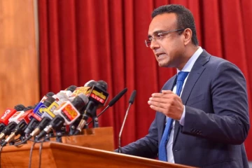 200 வெளிநாட்டு வேலைவாய்ப்பு நிறுவனங்களின் உரிமங்கள் தடை