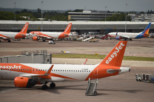 chaos in manchester airport flights stop