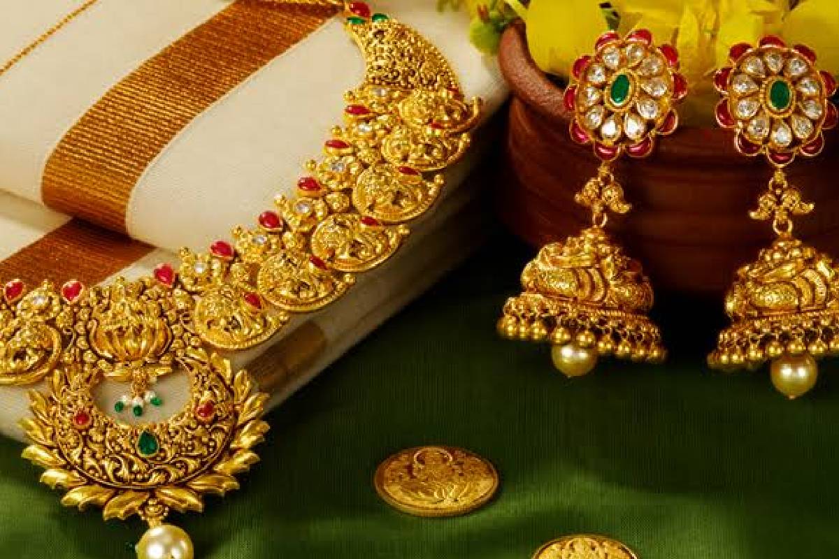 ஒரே நாளில் ரூ.2,360 குறைந்த தங்க விலை! இன்று சவரன் எவ்வளவு? | Today Aug 29 Gold And Silver Rate In Chenai ஒரே நாளில் ரூ.2,360 குறைந்த தங்க விலை! இன்று சவரன் எவ்வளவு? | Today Aug 29 Gold And Silver Rate In Chenai