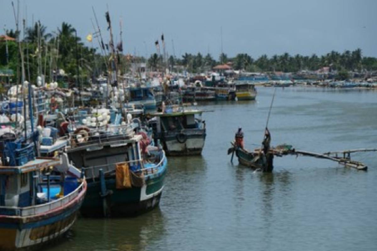 கடற்கொள்ளையர்களின் அச்சுறுத்தல் அதிகரிப்புக்கு அமைச்சர் உடனடி நடவடிக்கை | Minister Takes Immediate Action To Pirates