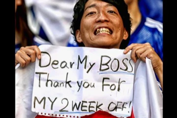 உலகக் கிண்ணப் போட்டியில் பிரபலமான ரசிகர்! ஏன் தெரியுமா?